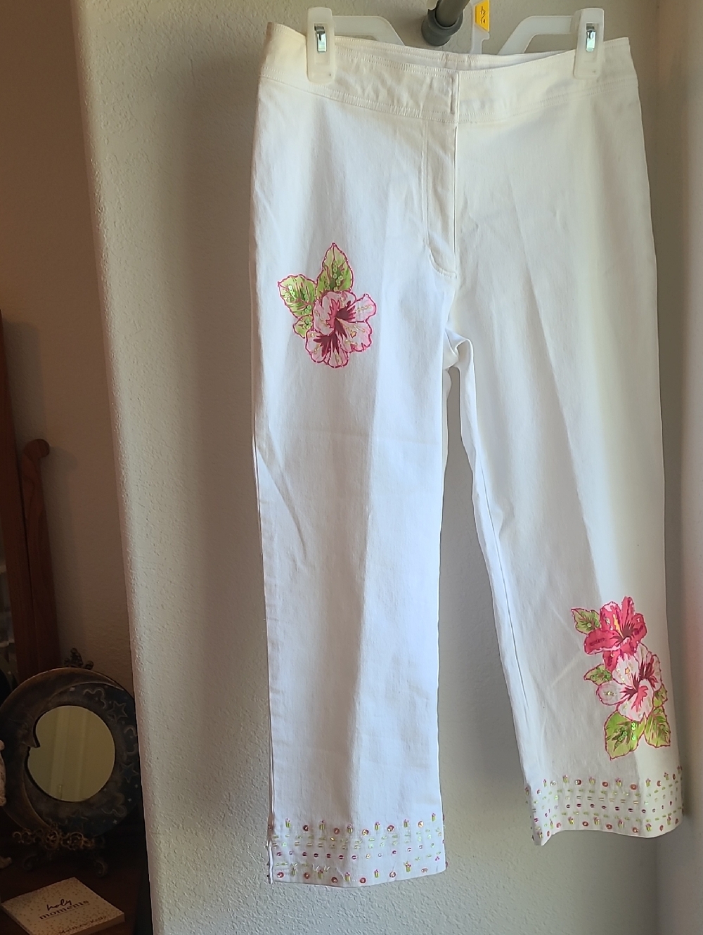 STUNNING! Floral Sequin and Beaded Applicay Capris w/Sheer Button-Front Jacket - Picture 2 of 16